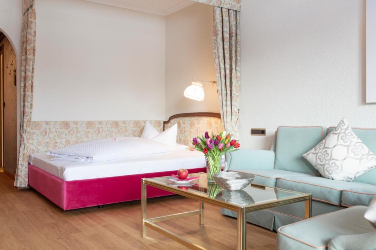 Adolphine Garden Hotel Rotta Buitenkant foto